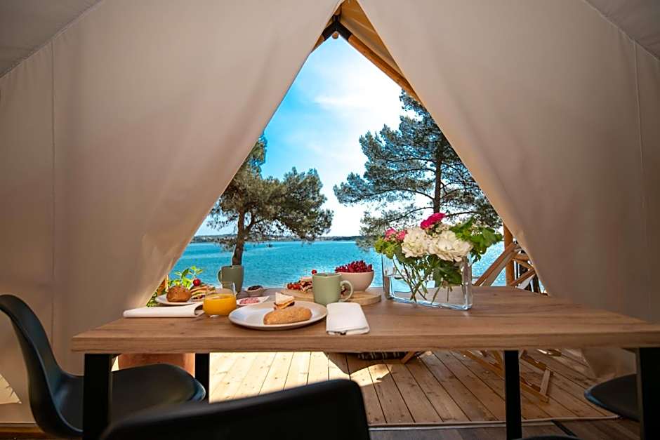 Arena One 99 Glamping