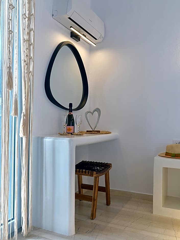 Ariti Seaside Residence