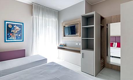 Economy Quadruple Room