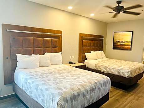 Deluxe Queen Room