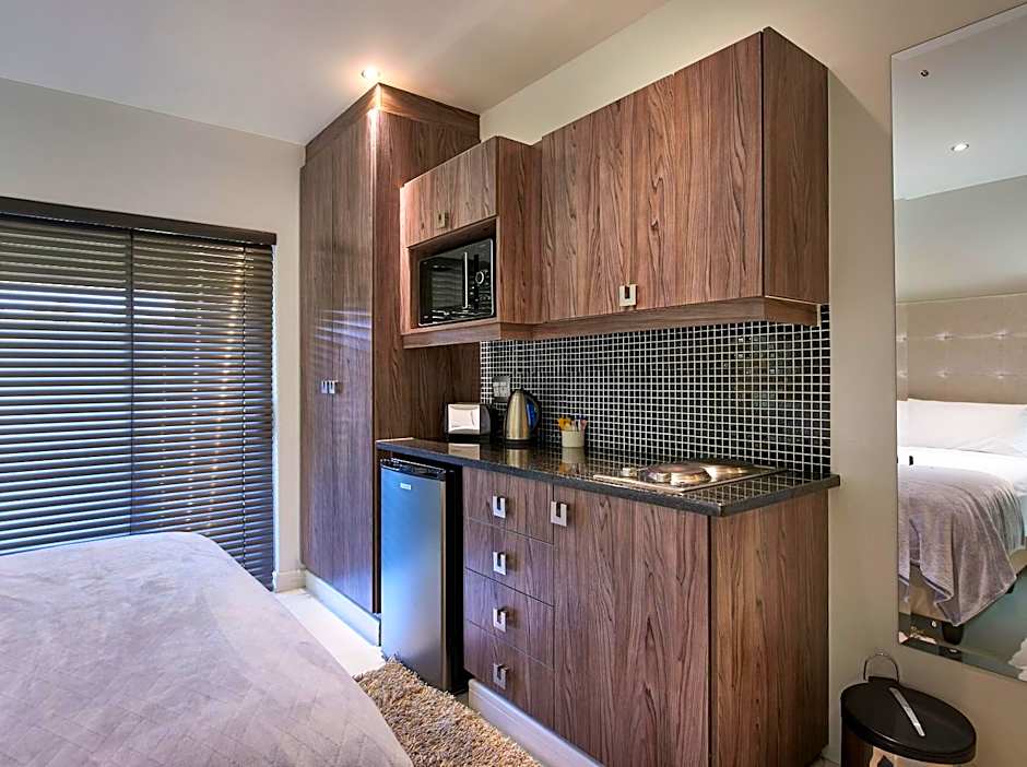 Dynasty Forest Sandown Self Catering Hotel