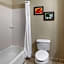 Comfort Inn & Suites Canton Riverstone Area