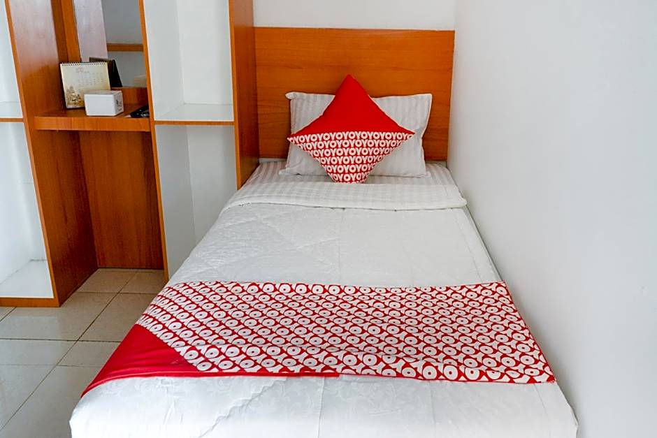 Hotel O Mandiri Guest House Syariah