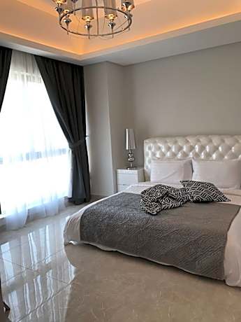 Deluxe Room with Kitchen