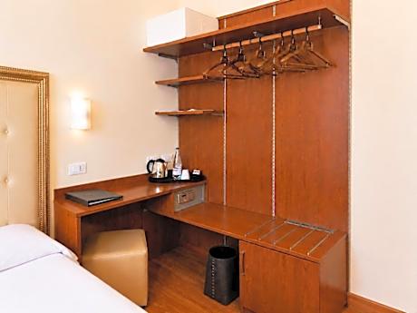 Standard Double or Twin Room with Internal View