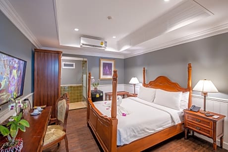 Deluxe Room [No Window]