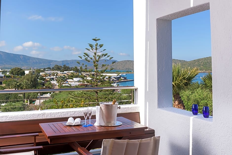 Elounda Beach Hotel & Villas, a Member of the Leading Hotels of the Wo