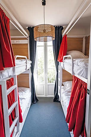 Bed in 4-Bed Female Dormitory Room