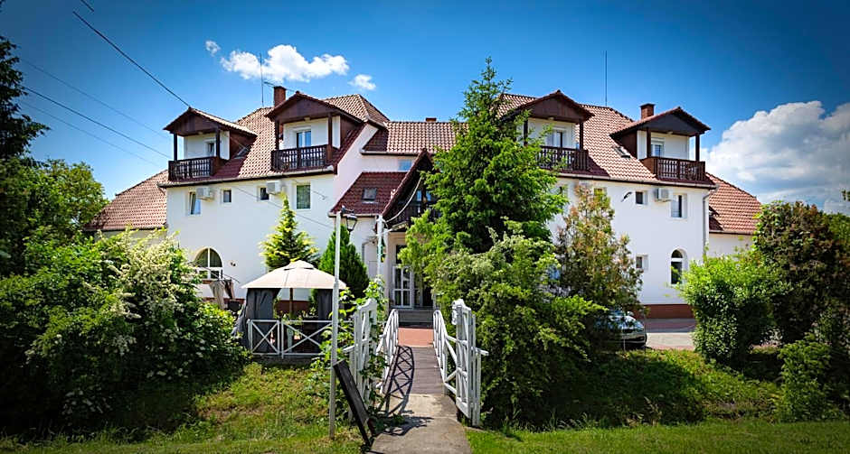 Alabástrom Panzió és Étterem