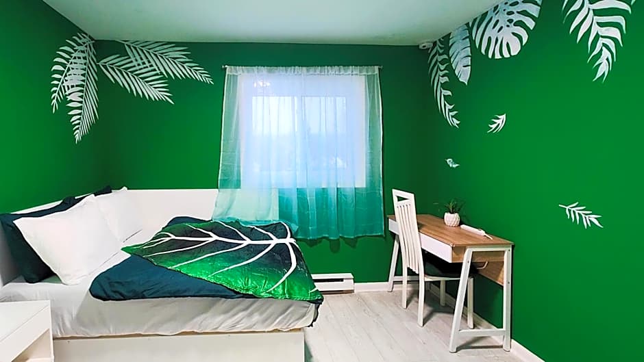 Fresh & Bright Private Suite