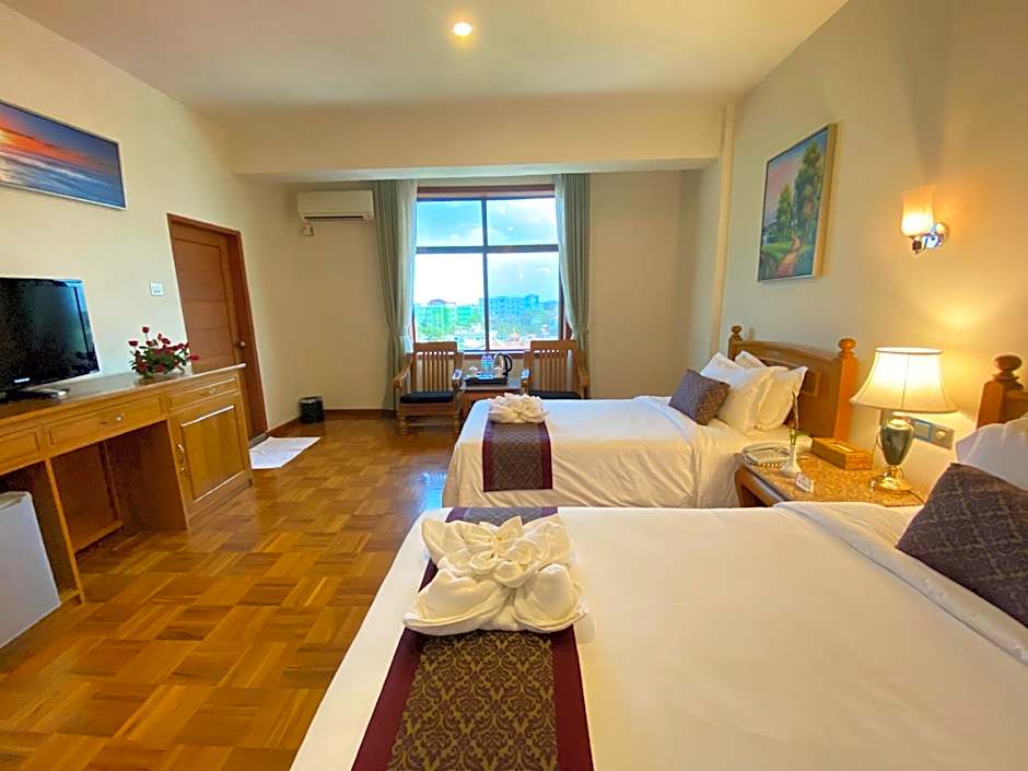 E-outfitting Golden Country Hotel