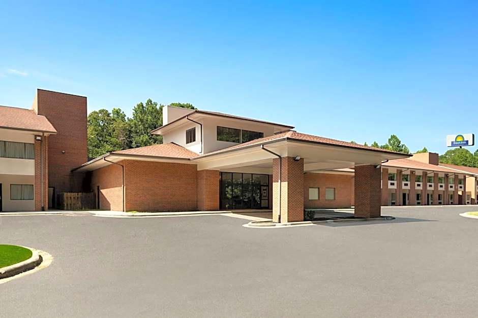 Days Inn by Wyndham Lexington