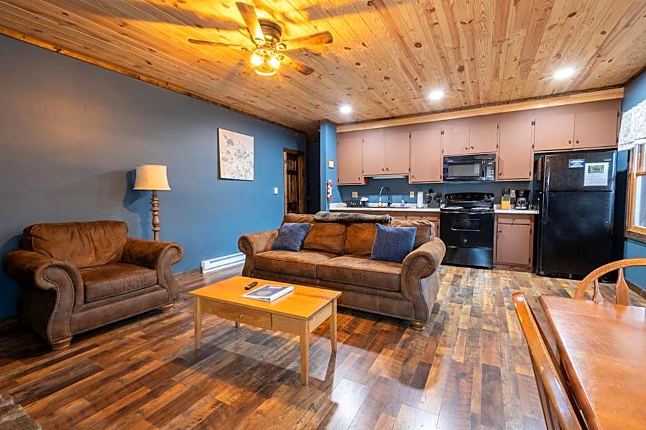 Springmaid Mountain Retreat & Stables