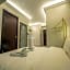 A Residence @ Between Hilton & Cititel Hotel