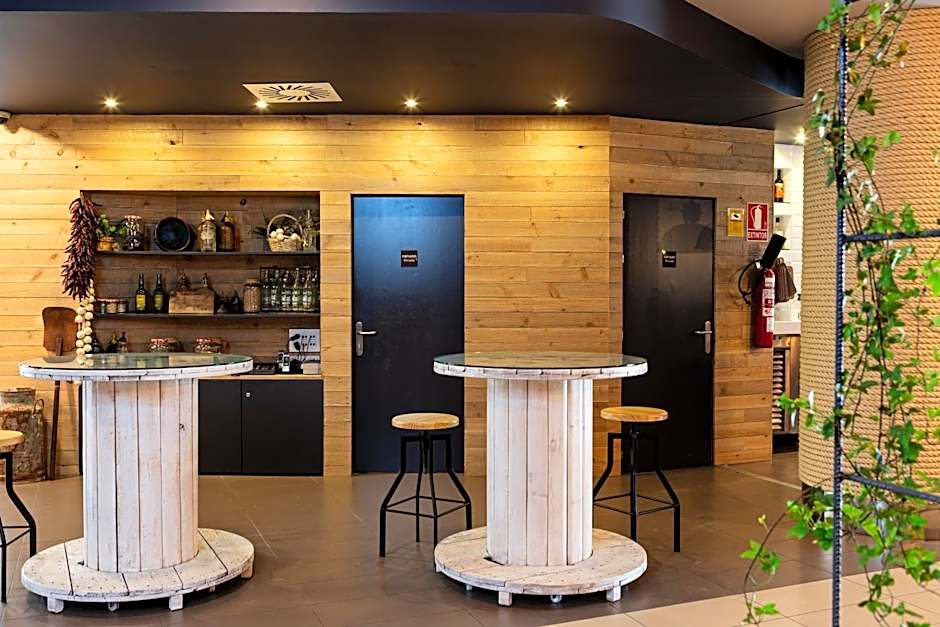 Ibis Oviedo