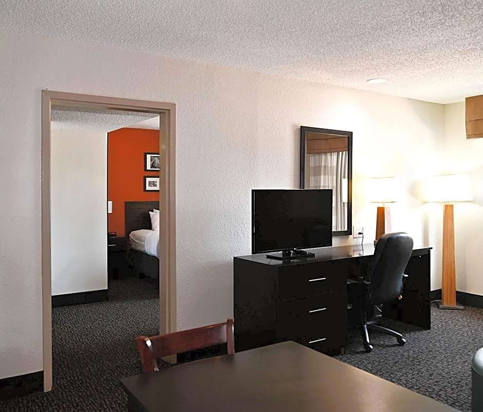 Sleep Inn & Suites Spring Lake - Fayetteville near Fort Bragg
