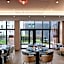 Courtyard by Marriott Paris Porte de Versailles
