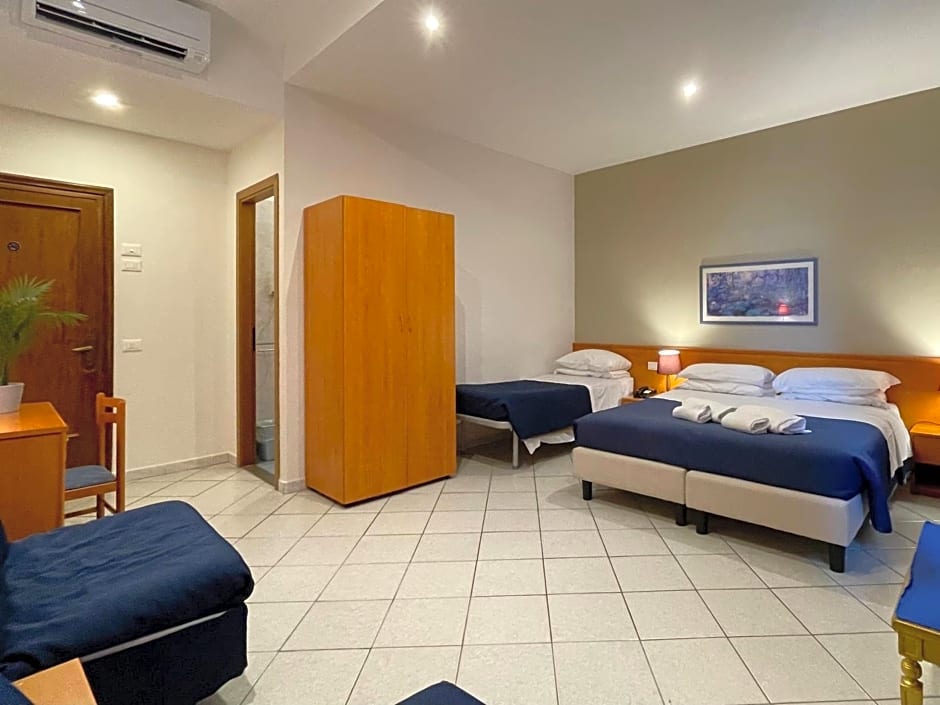 Hotel Leopolda