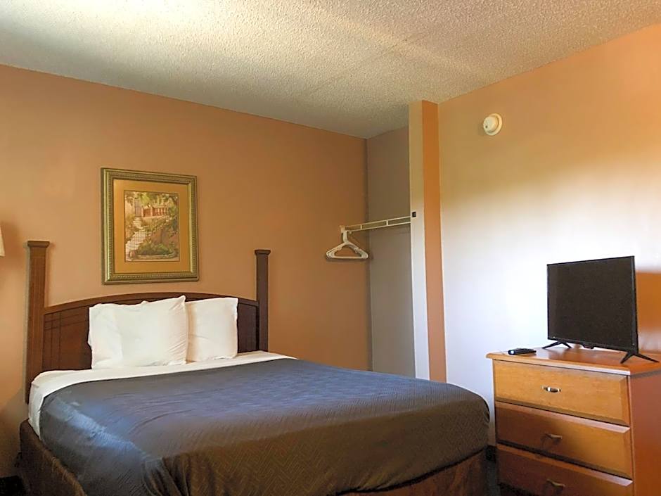 Motel 6-Jacksonville, FL - South