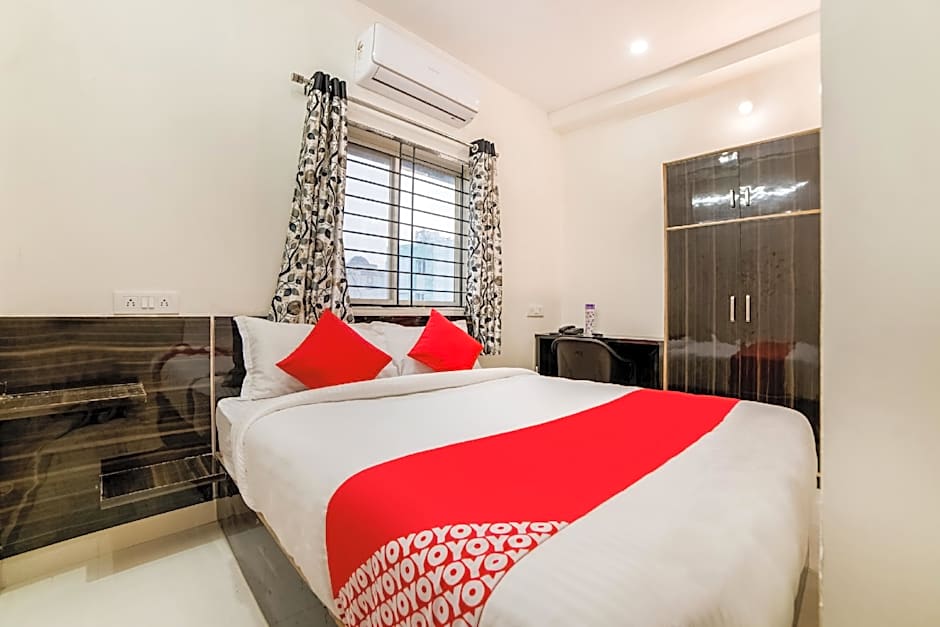 Lucky Hotels by OYO Rooms – Hyderabad, 