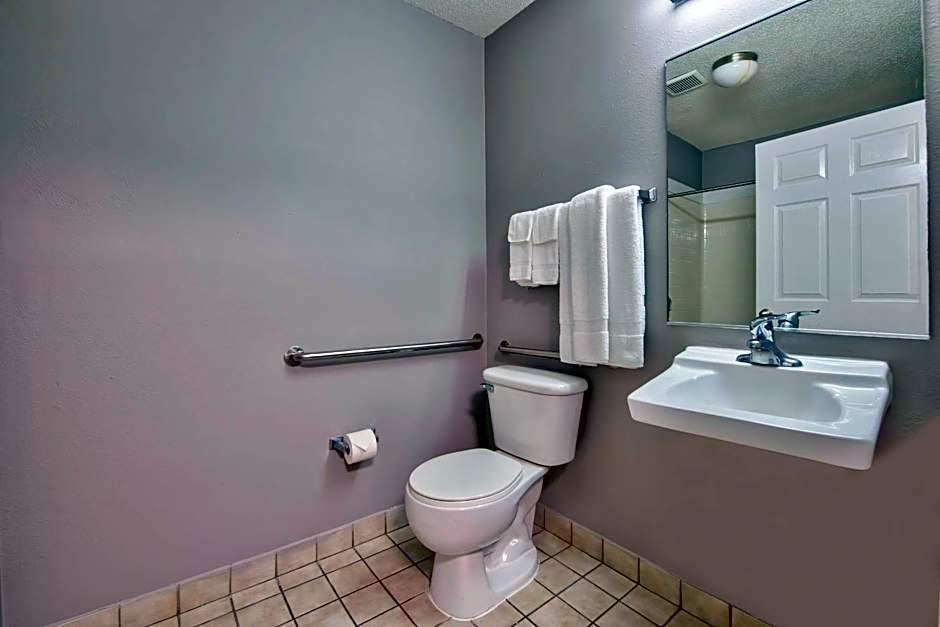 Studio 6-Pascagoula, MS