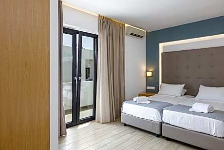 One-Bedroom Apartment with Sea View