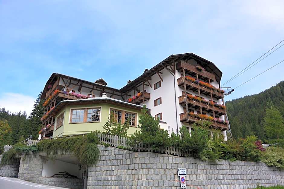 Hotel Bertelli