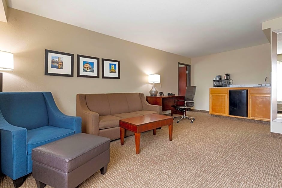 Comfort Suites Downtown Sacramento