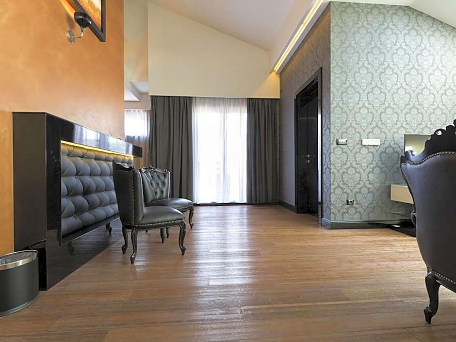 Nova City Garni Hotel Signature Collection