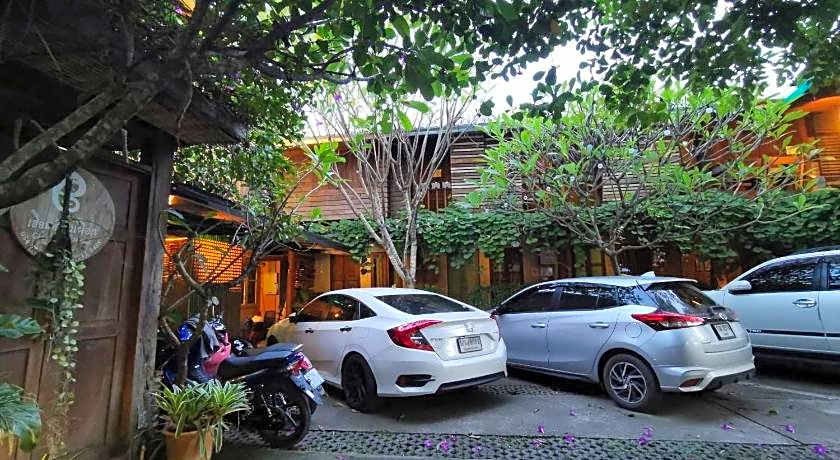 Huen Chang Puek Hotel