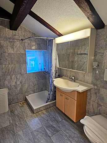 Standard Triple Studio