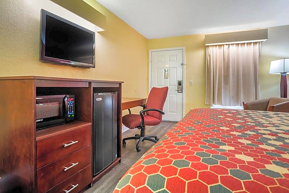 Econo Lodge Tupelo Barnes Crossing