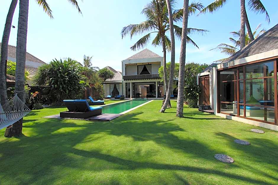 Villa Samudra Luxury Beachfront