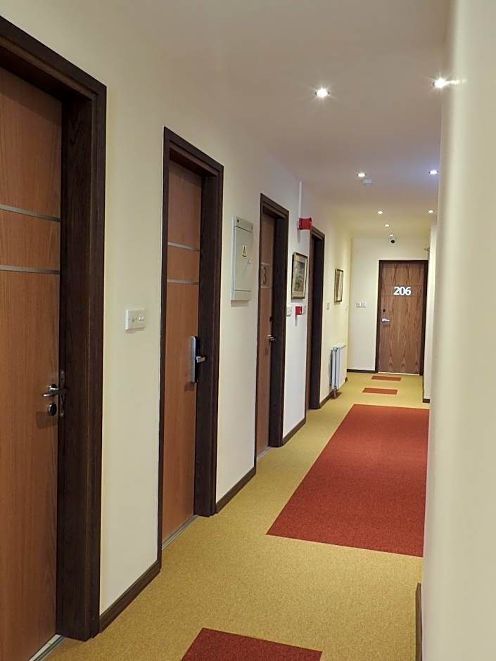 Hill View Hotel Apartments