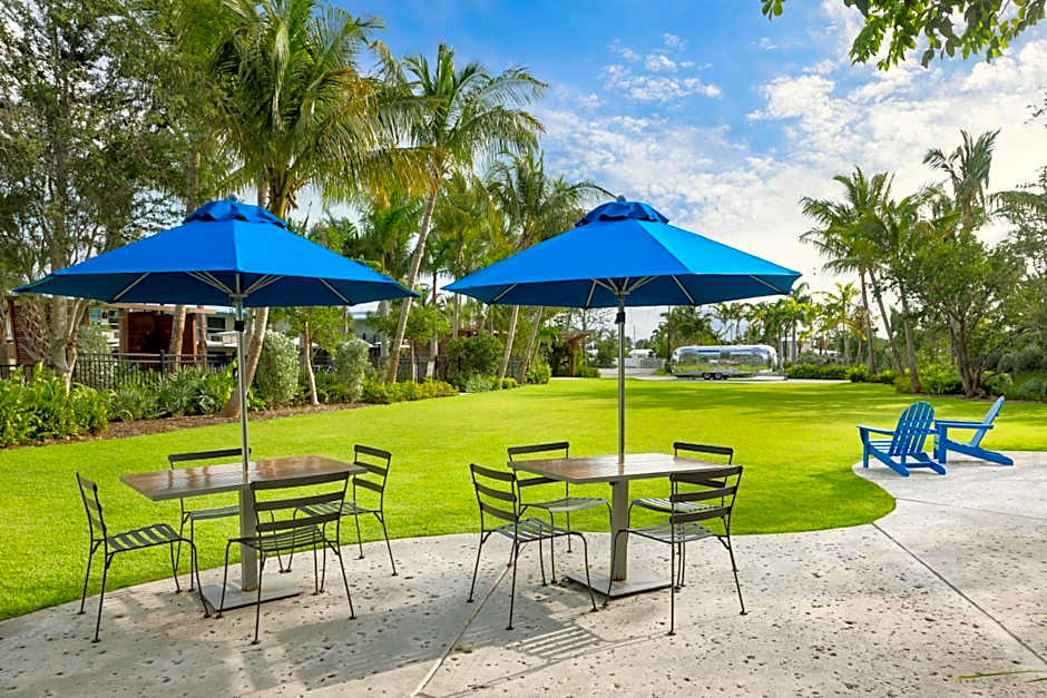 Blue Flamingo Resort Key West