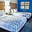 La Quinta Inn & Suites by Wyndham NE Long Beach/Cypress