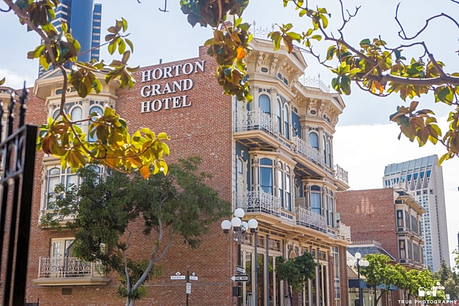 Horton Grand Hotel