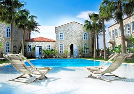 Manastir Alacati Hotel