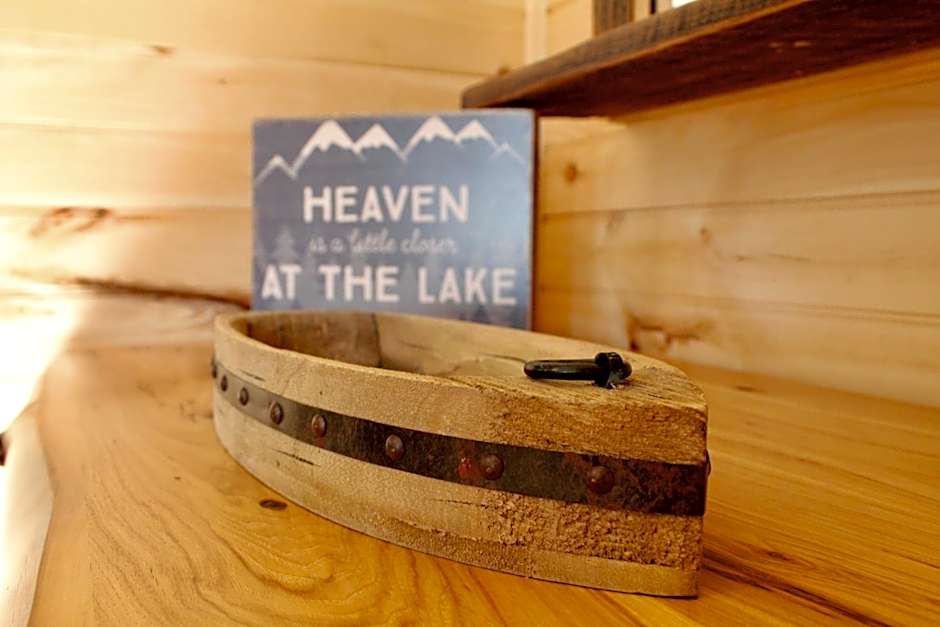 The Sundowner on Lake George