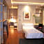 Washington Parquesol Suites & Hotel