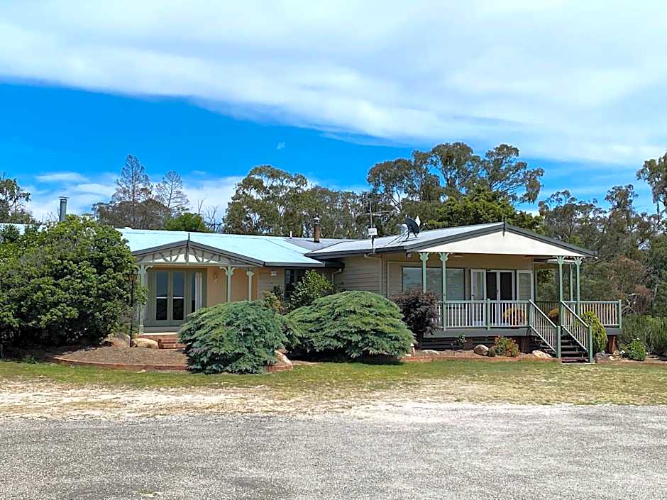 Big Fella Wines & Farmstay