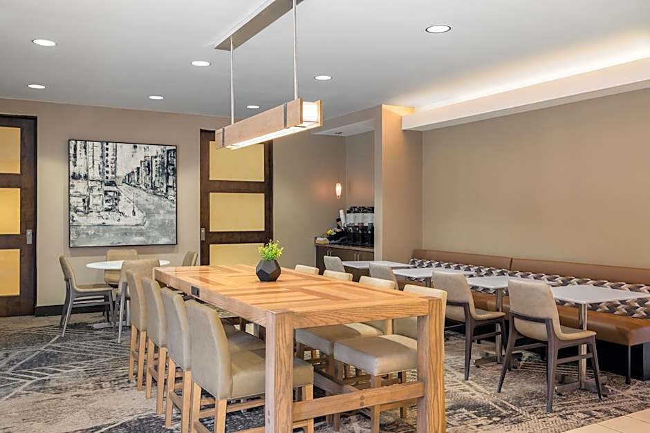Residence Inn by Marriott Des Moines Downtown