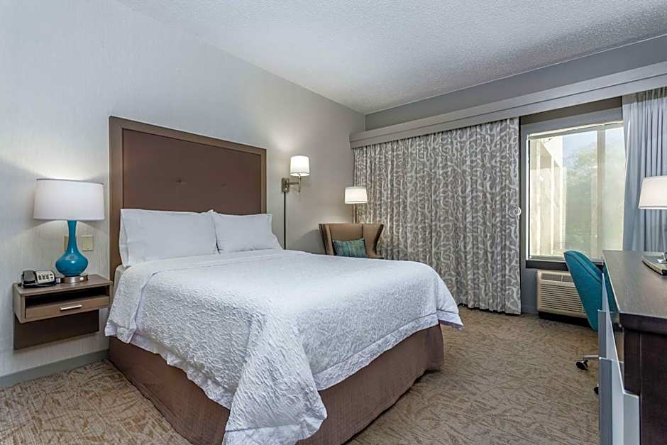 Hampton Inn By Hilton Milwaukee-Airport
