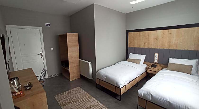 SKYLON AIRPORT HOTEL