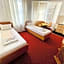 Pension De Lux Augsburg