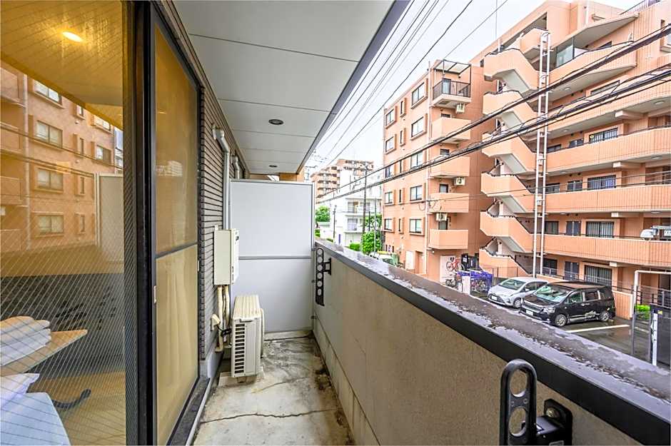 Oku Apartment