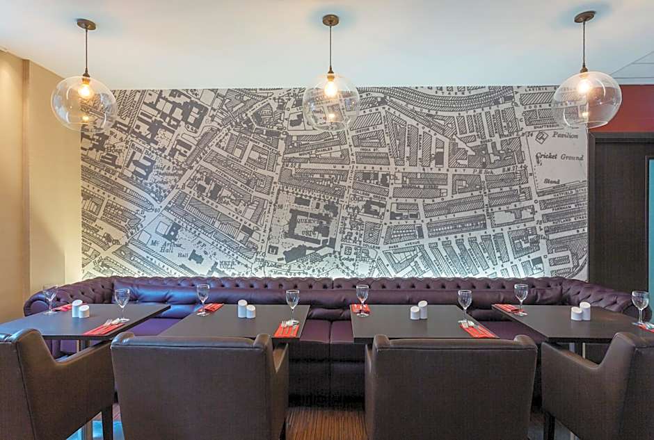 ibis Belfast Queens Quarter