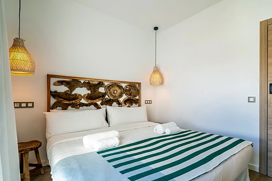 Outsite Ibiza - Work, Connect, Explore