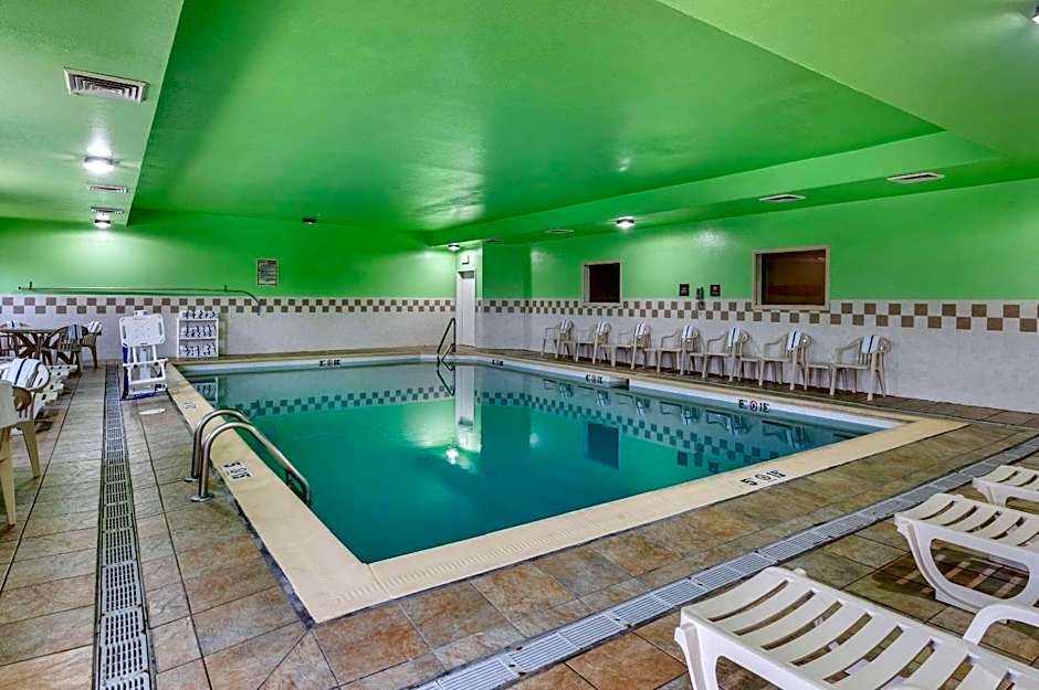 Comfort Inn & Suites