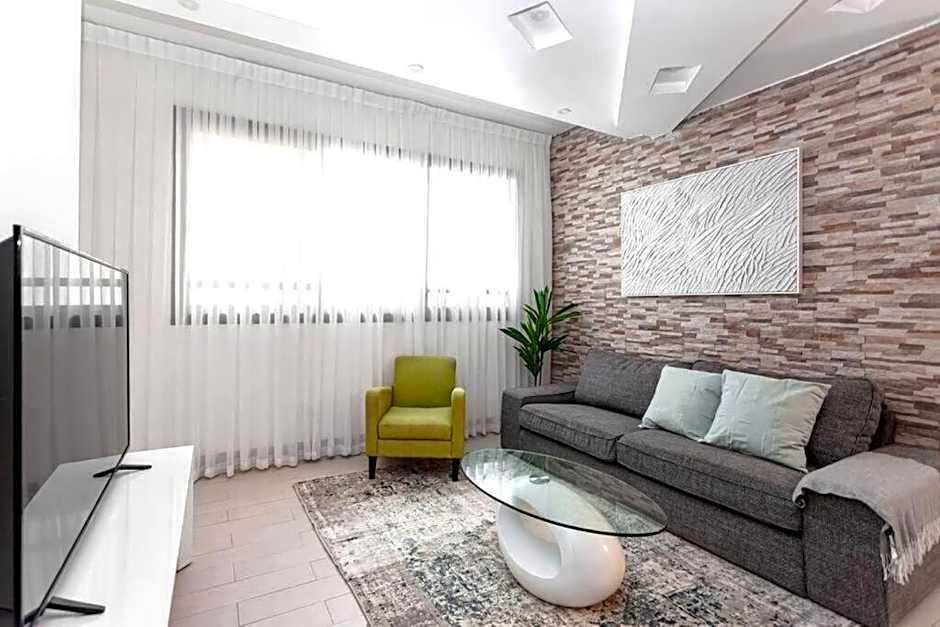 2Bedroom Suite 9 with shelter